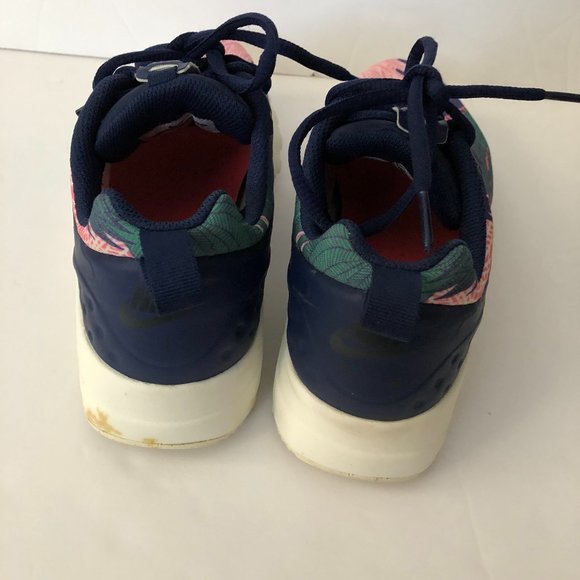 Nike 844890 Womens Air Max Motion Print Runners - Picture 3 of 5